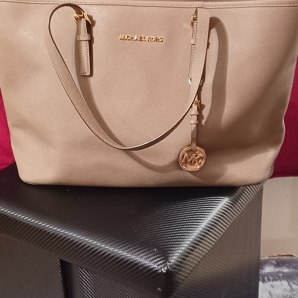Michael Kors bag